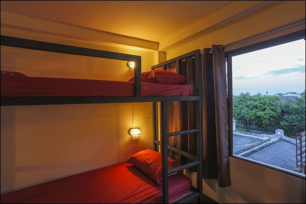 Cham Cha Hostel شيانغ ماي الغرفة الصورة
